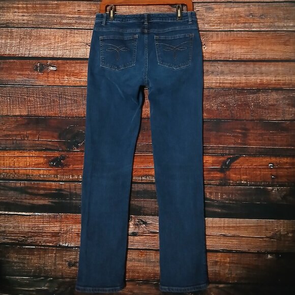 Chaps Jeans Size 6 Daniella Curvy Fit Straight Mid Rise Dark Blue Denim - Picture 3 of 8